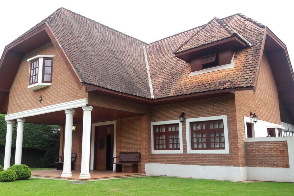 Casa E Vista Privilegiadas No Alto Do Capivari Campos do Jordão Eksteriør billede